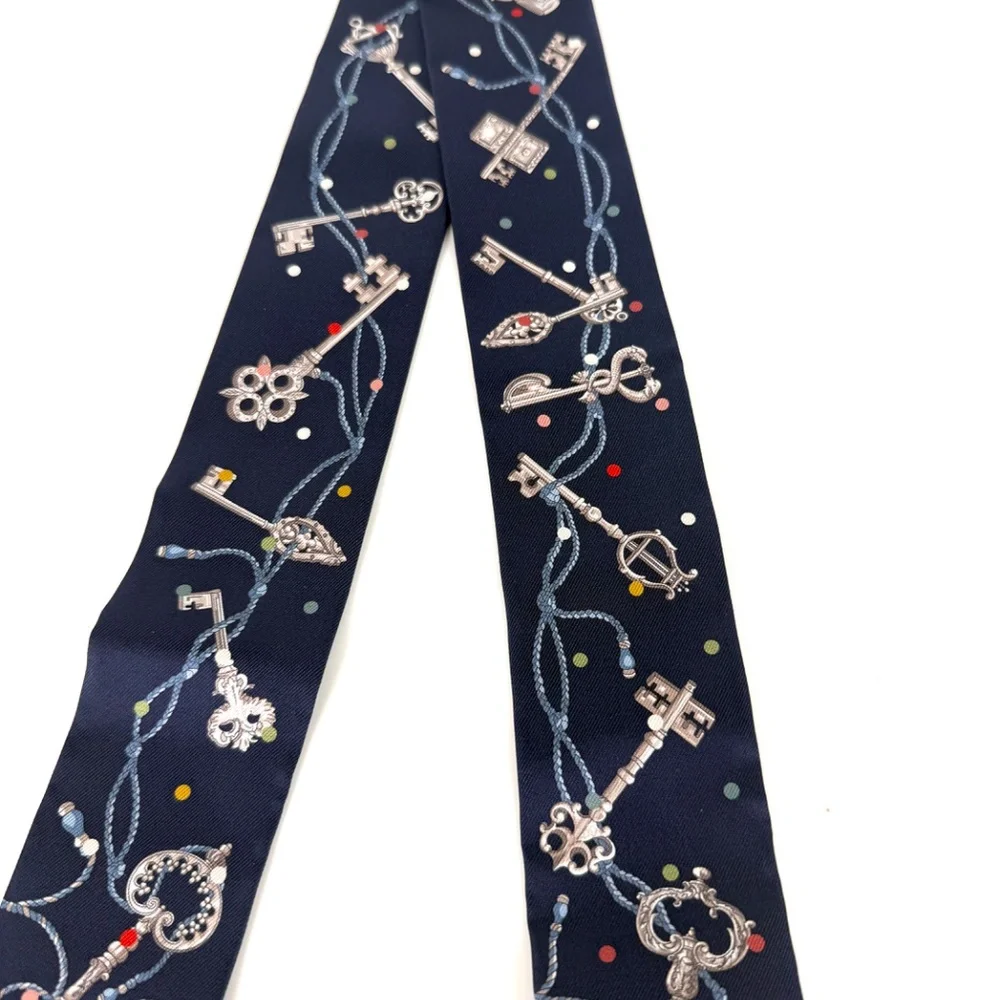 SOLD HERMES Les Cles a Pois Bleu Marine Gris Argent Silk Leather Twilly Scarf - Picture 6 of 9